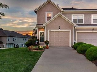 7106 McCoy St, Shawnee, KS 66227