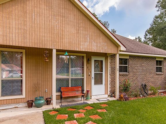 2nd image of 4601 Greenwood Ln