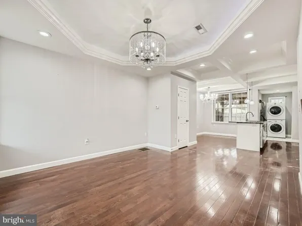 905 E Patapsco Ave, Baltimore, MD 21225