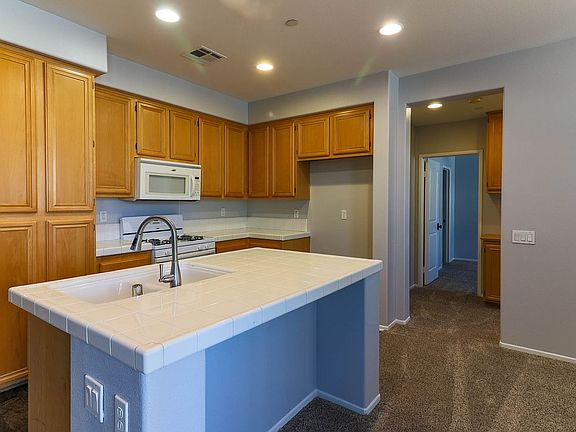 4th image of 3626 W Devonshire Ave Unit 1108