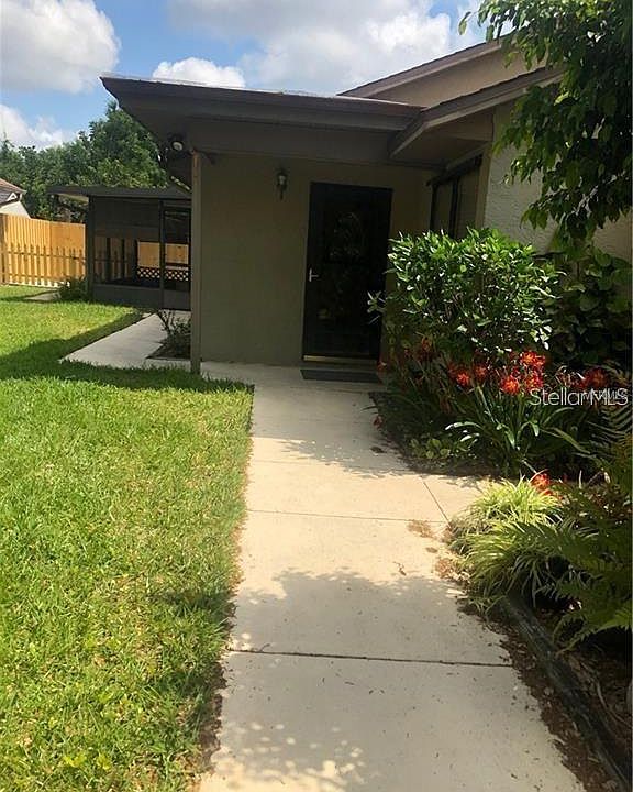 1st image of 527 Bonnie Blvd
