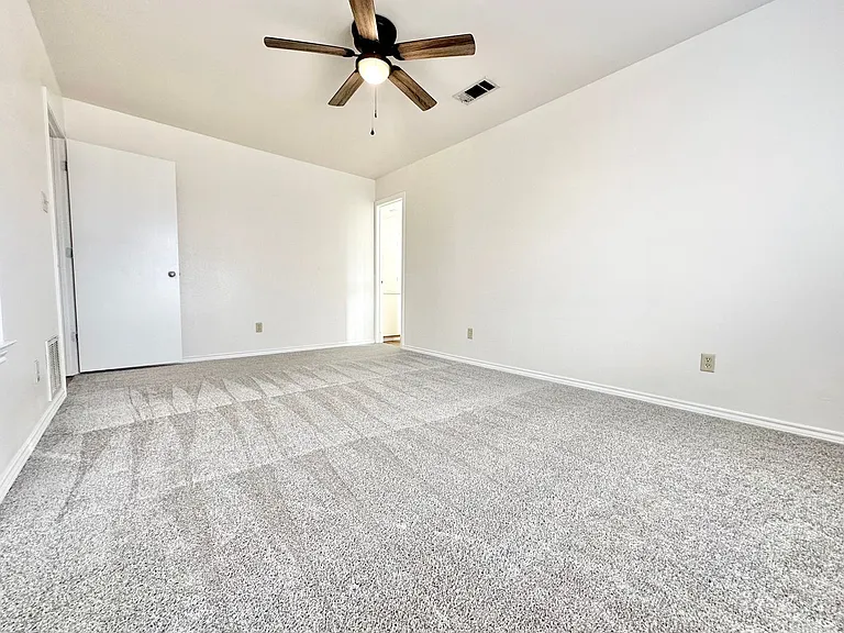 8869 Liberty Rd — Photo 12