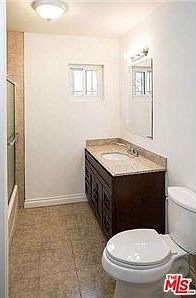 5th image of 2041 W 85th St