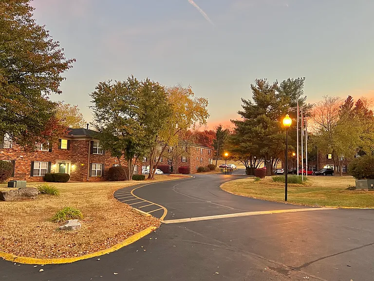 Countrybrook Apartments — Photo 64