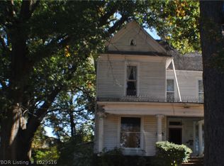 422 N 20th St, Van Buren, AR 72956