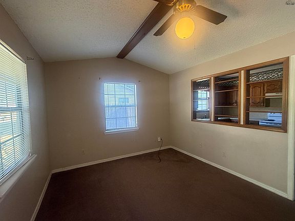 3rd image of 2805 Lavell Ave