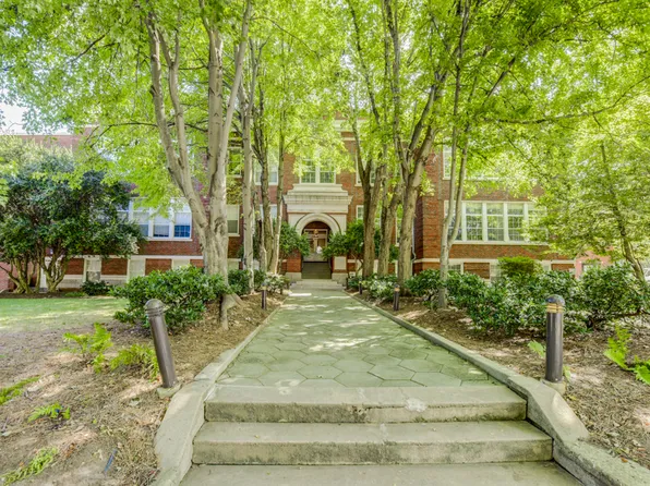 1041 State St NW APT 13, Atlanta, GA 30318