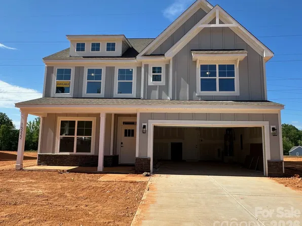 15222 First Broad Dr, Huntersville, NC 28078