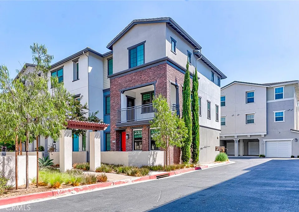 6996 Cottonwood Ln