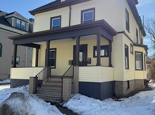 58 Court St, New Bedford, MA 02740