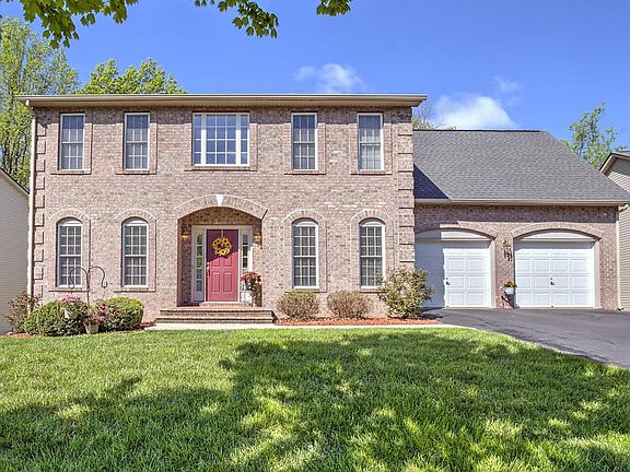2nd image of 6086 Cezanne Ct