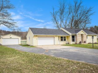 2350 Hatch Rd, Jackson, MI 49201