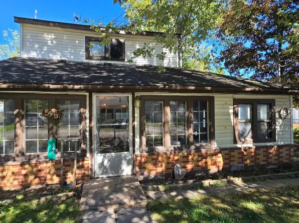 595 Pleasant Dr, Gregory, MI 48137