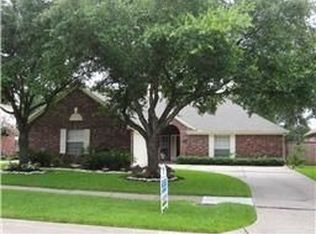 7018 Hearthside Dr, Sugar Land, TX 77479