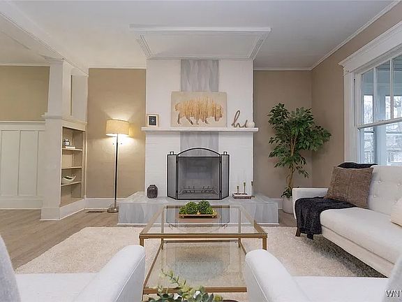 5th image of 22 Lasalle Ave #22
