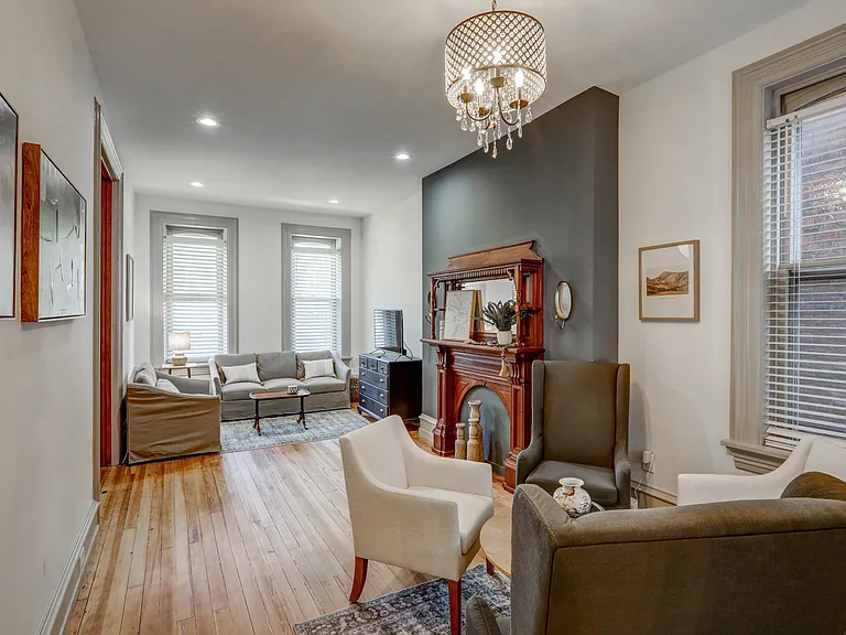 732 Chestnut St — Photo 5