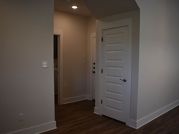 3rd image of 1300 W Black Locust Dr #1002
