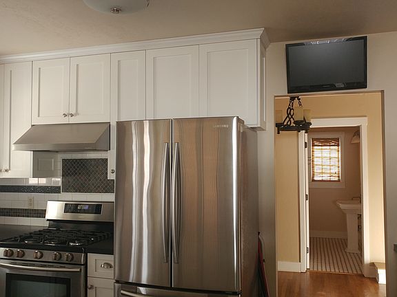 4th image of 6929 Saranac St