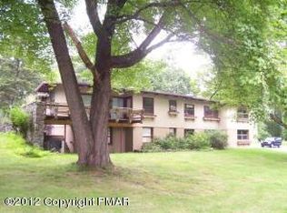 80 Sellersville Dr, East Stroudsburg, PA 18302
