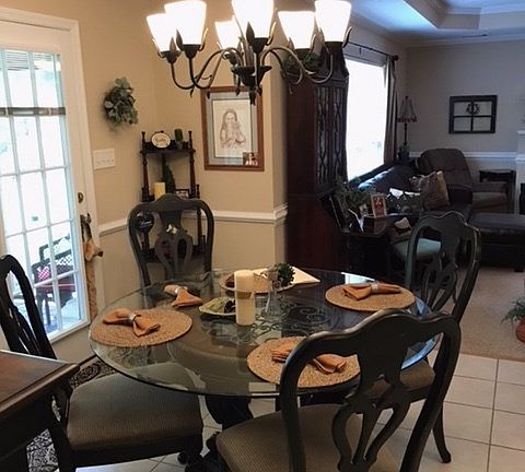 5th image of 611 Ventana Dr