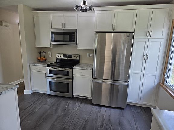 5th image of 2804 Sunny Ln