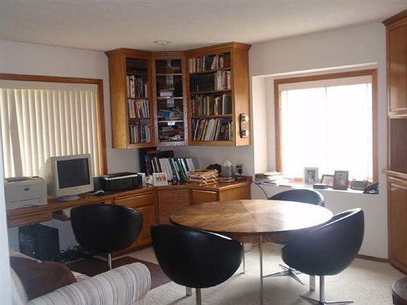 5th image of 3221 S Quincy Ln