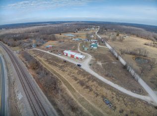 1075 County Road 1245, Moberly, MO 65270