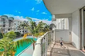 488 NW 165th Street Rd #B412