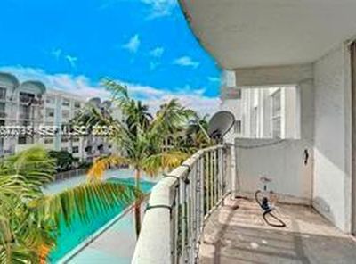 488 NW 165th St Rd APT B412, Miami, FL, 33169