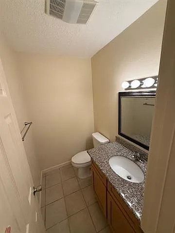 4216 Eporia St #D — Photo 8