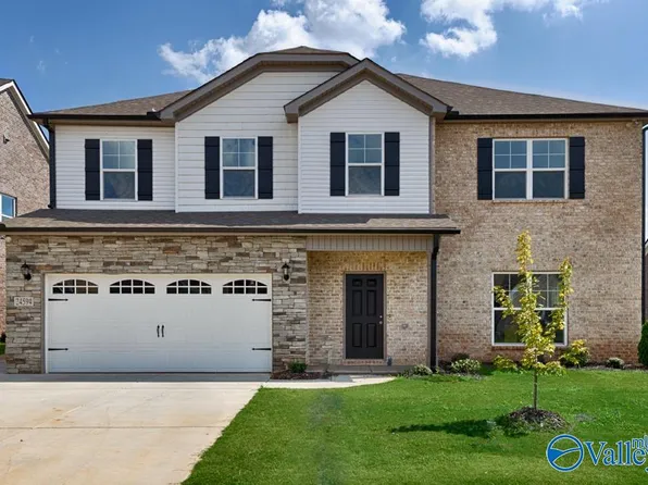 24594 Beacon Cir, Athens, AL 35613