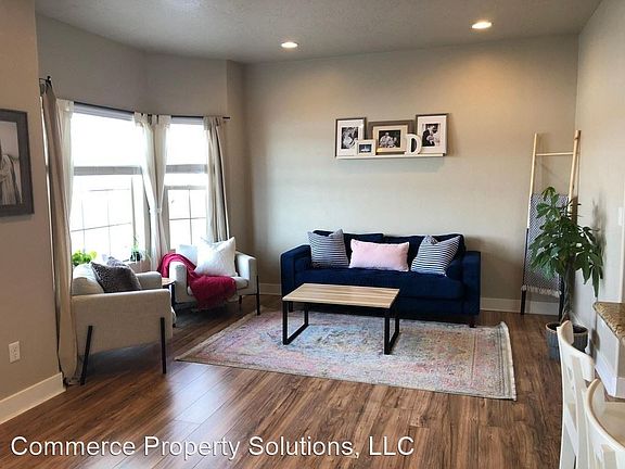 4th image of 148 E Carbonell Way