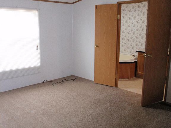 4th image of 2524 Commonwealth Dr Lot 13