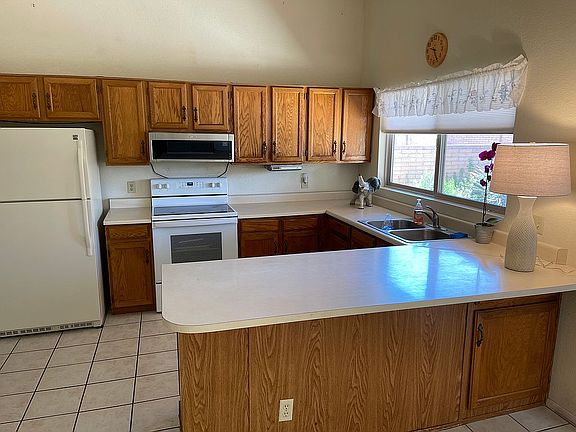 5th image of 3496 Greenwood Dr