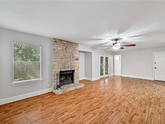 5th image of 9701 Meadowheath Dr