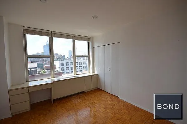 Rented by Bond New York | media 12