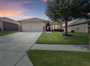 1316 Red River Dr, Aubrey, TX 76227