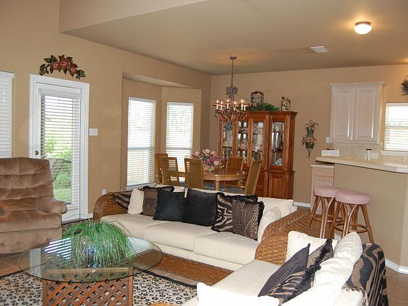 3rd image of 4121 Petronila Creek Ct