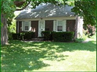 42 Forest Rd, Dumont, NJ 07628