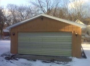 541 E State St, Cassopolis, MI 49031