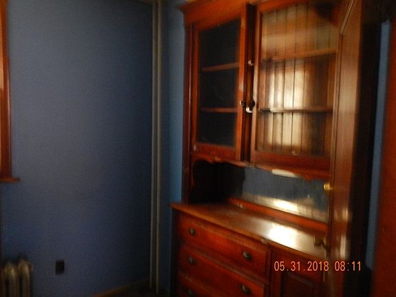 5th image of 9638 S Avenue L