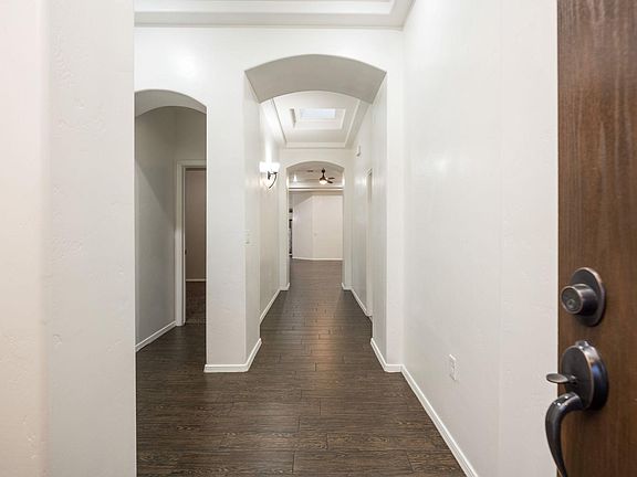 Entry way