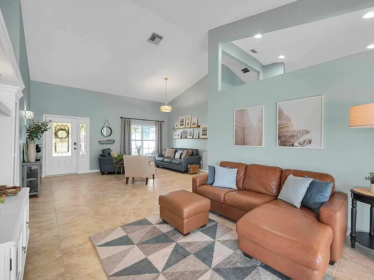 5464 NW Milner Dr — Photo 9