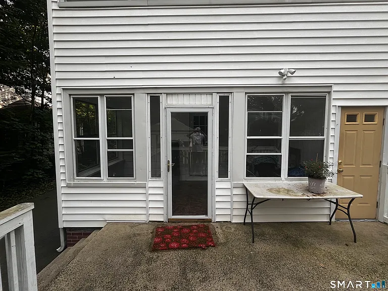 21 Elmwood Rd — Photo 6