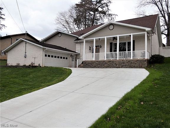 2nd image of 1429 Lakewood Cir