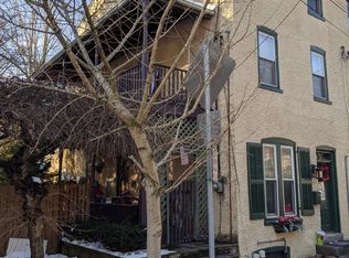 83 S Main St, Lambertville, NJ 08530