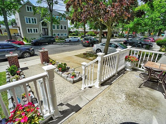 2nd image of 177 Benton Ave