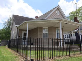 414 W Columbia St, Oakland City, IN 47660