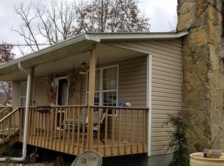 165 Petros Joyner Sch Rd, Oliver Springs, TN 37840