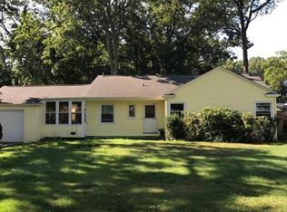 1975 Belmont Dr, Norton Shores, MI
